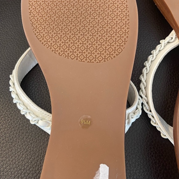 NEW Tory Burch Everly Chain Thong Sandal - Picture 6 of 12